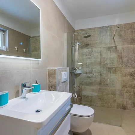 Blue Monstera Apartman